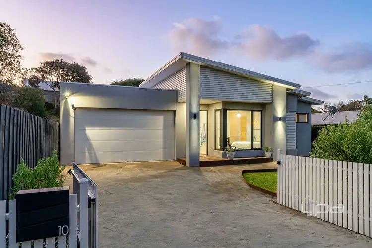 10 Anelida Street, Rye VIC 3941