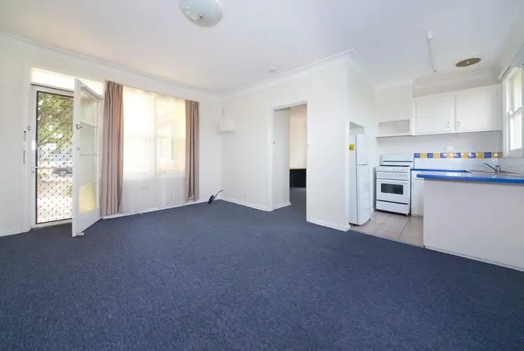Second view of Homely unit listing, 8/7 Como Parade East Parade, Mentone VIC 3194