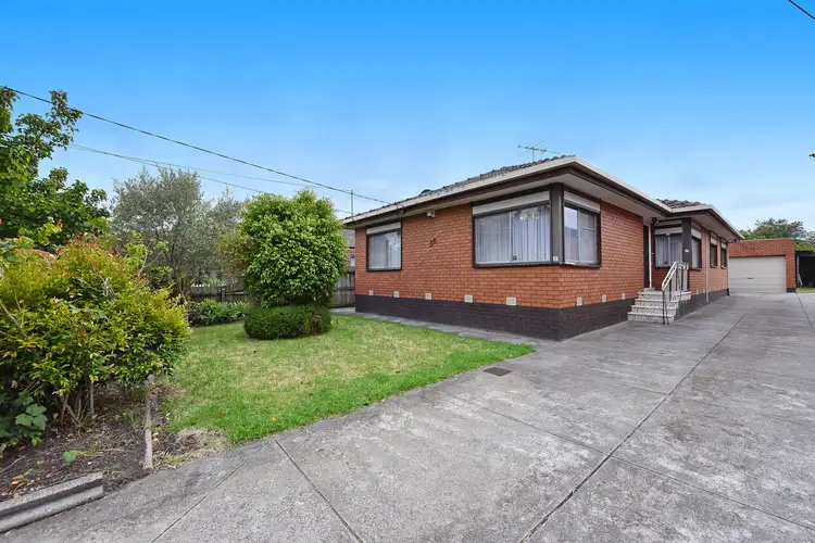 34 Compton Street, Reservoir VIC 3073