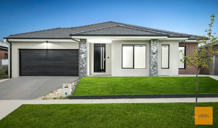 109 Holyoake Parade, Manor Lakes VIC 3024