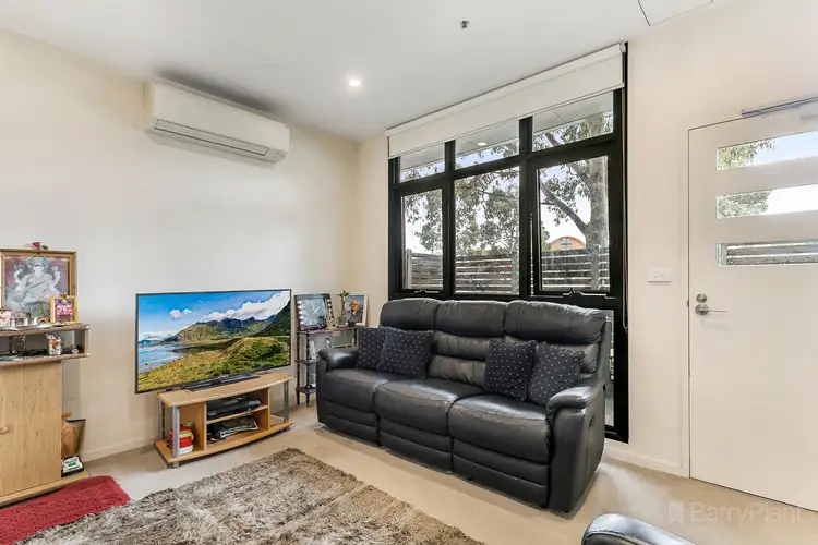 3/80 Cheltenham Road, Dandenong VIC 3175