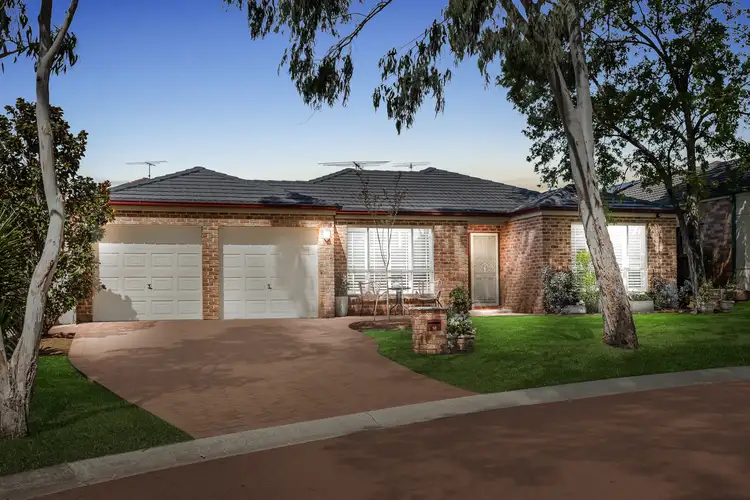 16 Lightwood Way, Beaumont Hills NSW 2155