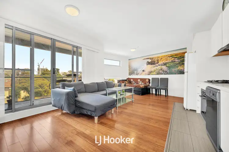 Third view of Homely apartment listing, 6/9 McFarlane Crescent, Dandenong VIC 3175