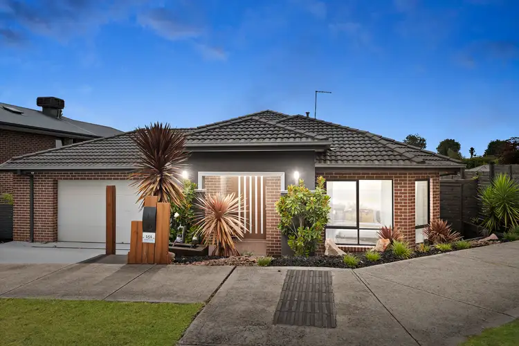 151 Botanica Drive
