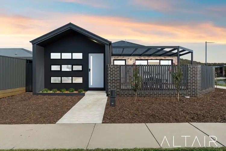 1 Bloomfield Crescent, Taylor ACT 2913