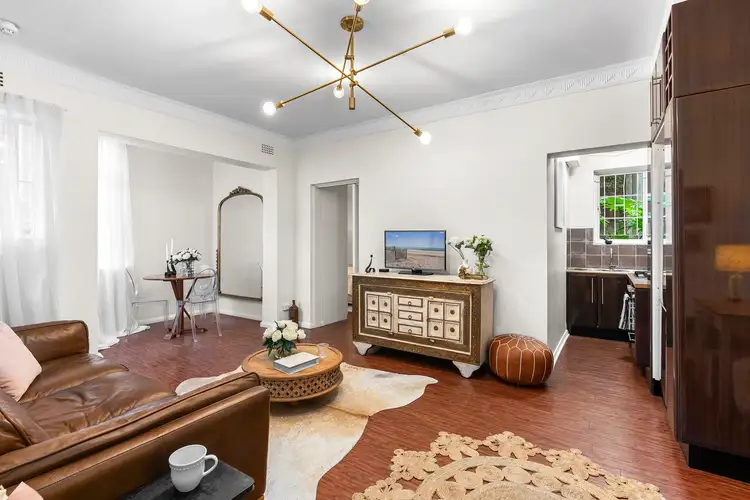 Main view of Homely apartment listing, 3/9 Esplanade, Elizabeth Bay NSW 2011