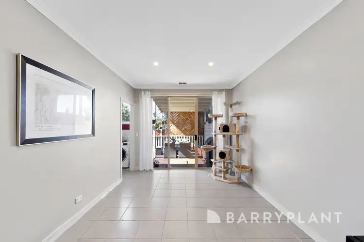 Fifth view of Homely unit listing, 2/40 Douglas Avenue, St Albans VIC 3021