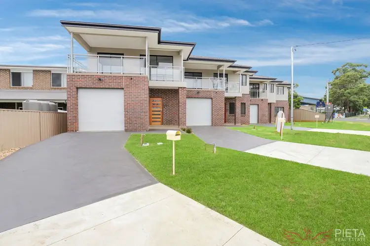 10c Victoria Road, Macquarie Fields NSW 2564