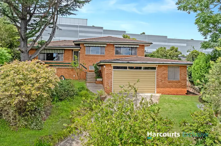 10 Hillside Place