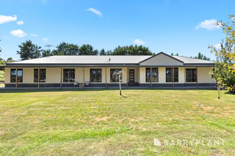 77 Follett Drive, Nyora VIC 3987