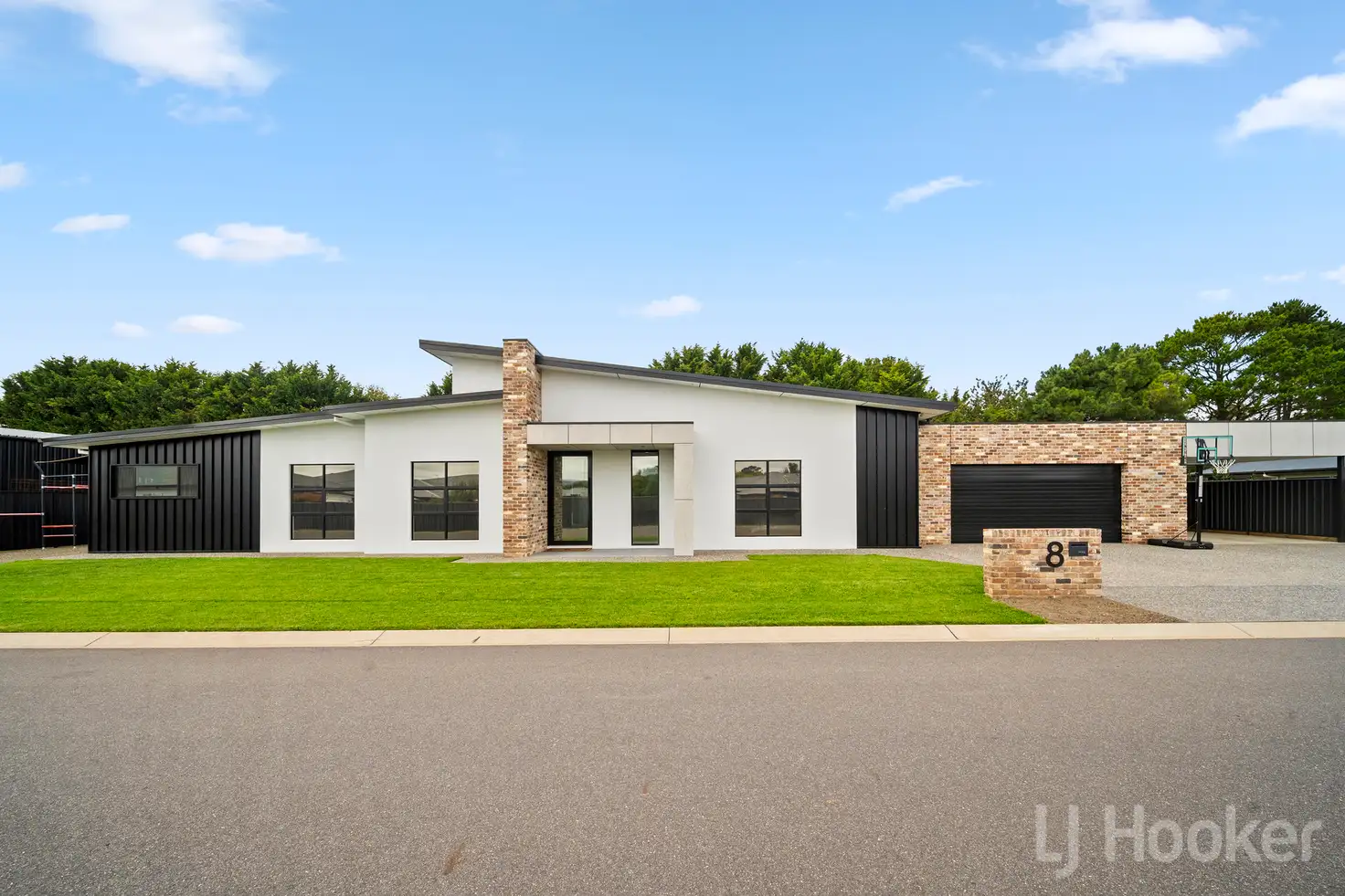 Main view of Homely house listing, 8 Millwood Lane, Bungendore NSW 2621