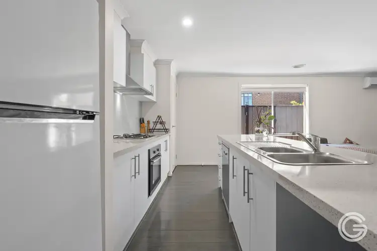 Fifth view of Homely house listing, 25 Sienna Way, Pakenham VIC 3810