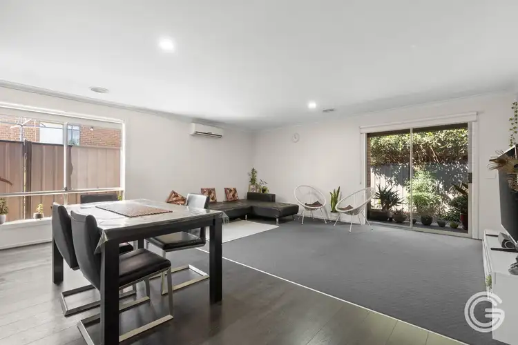 Sixth view of Homely house listing, 25 Sienna Way, Pakenham VIC 3810
