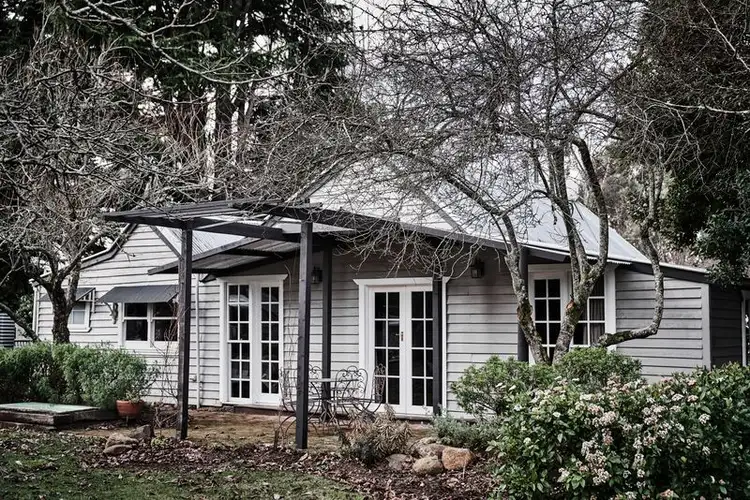 33 Main Street, Lyonville VIC 3461