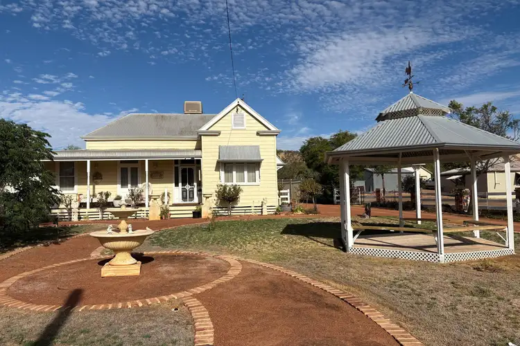 28 Newcastle Street, York WA 6302