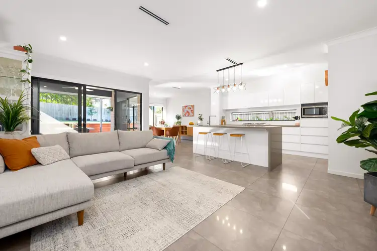49 Ellen Street, Oxley QLD 4075