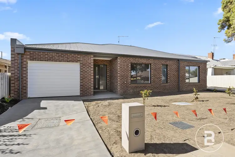 Units 1, 2/52 Burke Street, Maryborough VIC 3465