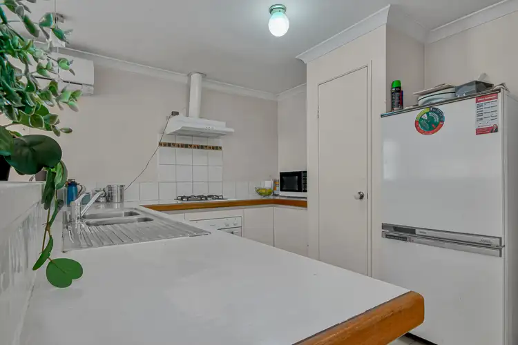 Fourth view of Homely unit listing, 6/19 Holton Way, Cannington WA 6107