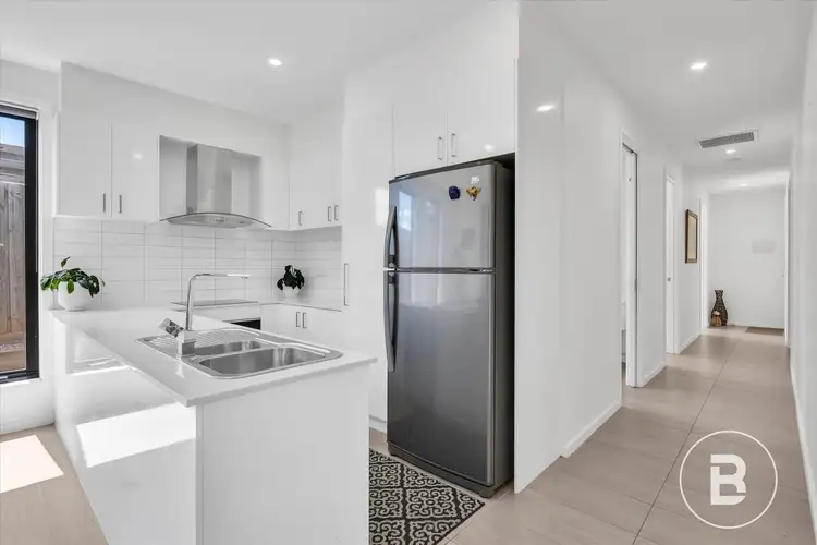 Fifth view of Homely unit listing, 9 Cider Circuit, Darley VIC 3340