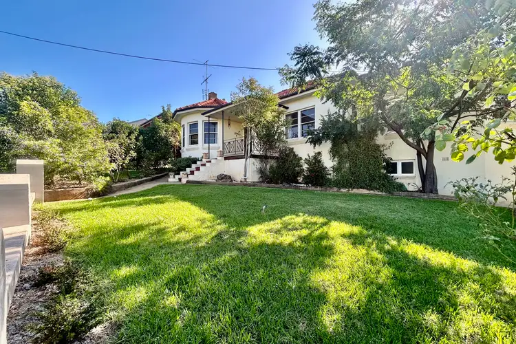 5 White Street