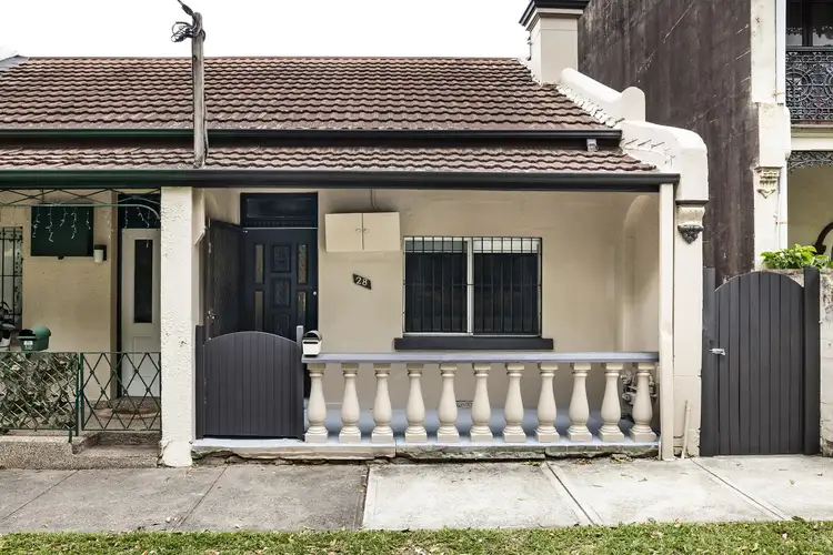 28 Andreas Street