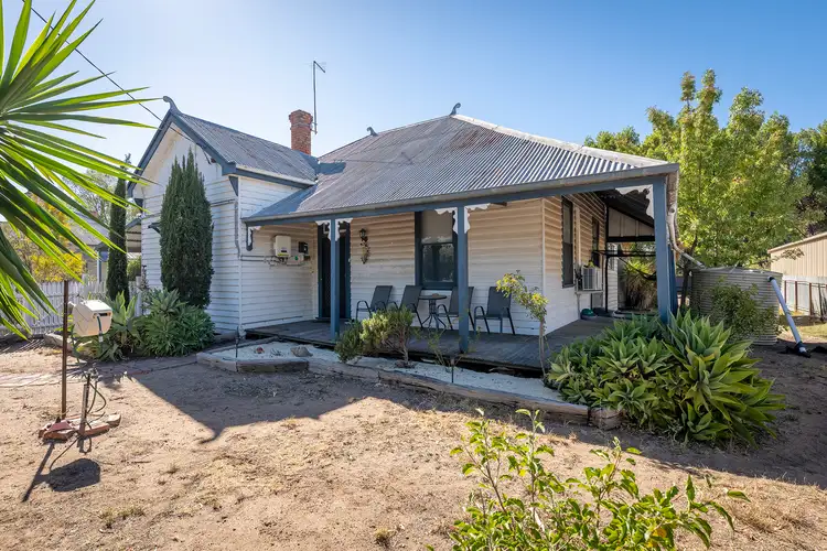 15 South Street, Minyip VIC 3392