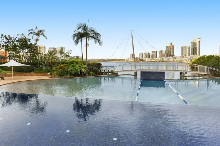 20/27 Bennelong Parkway, Wentworth Point NSW 2127