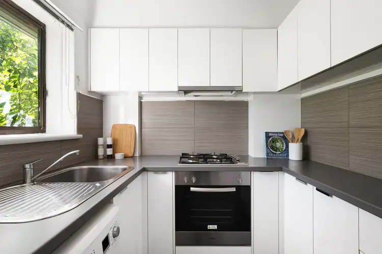 Fifth view of Homely apartment listing, 8/181 Riversdale Road, Hawthorn VIC 3122