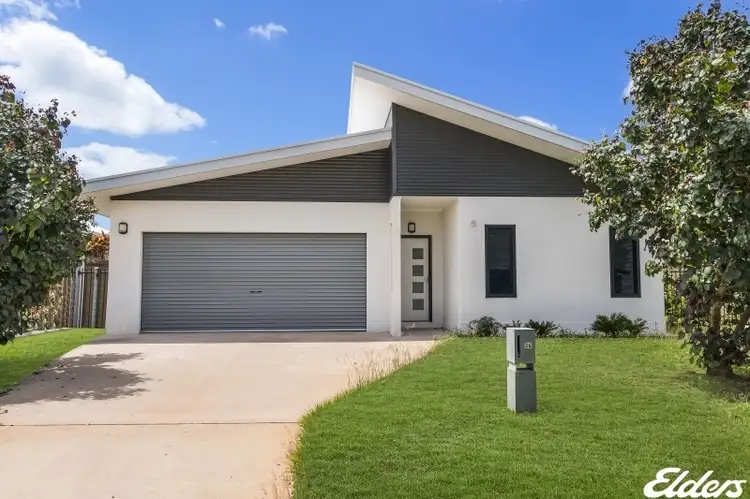 34 Withnall Circuit