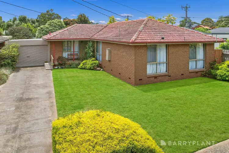 27 Quarbing Street, Werribee VIC 3030