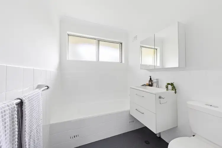 Sixth view of Homely apartment listing, 9/32-34 Lovett Street, Manly Vale NSW 2093