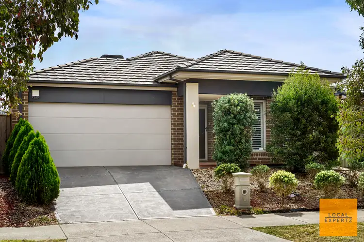 10 Embleton Chase, Weir Views VIC 3338