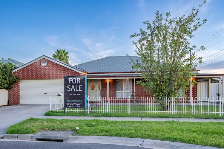 Main view of Homely townhouse listing, 29 Wilson Street, Wodonga VIC 3690