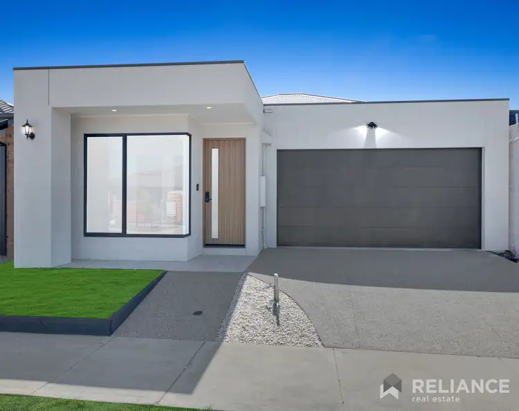 13 Regner Drive, Sunbury VIC 3429