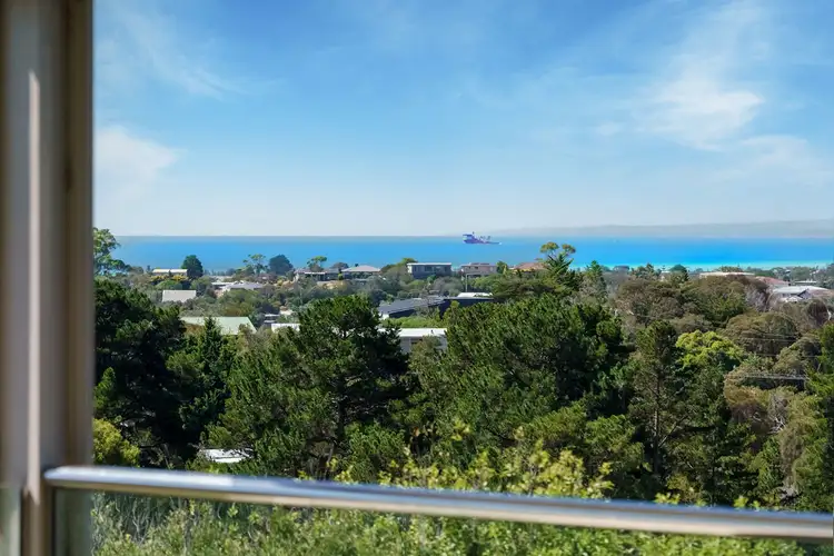 18 Twakurra Street, Rye VIC 3941