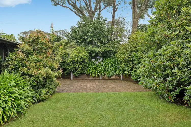 Fifth view of Homely house listing, 8 George Evans Close, Wentworth Falls NSW 2782