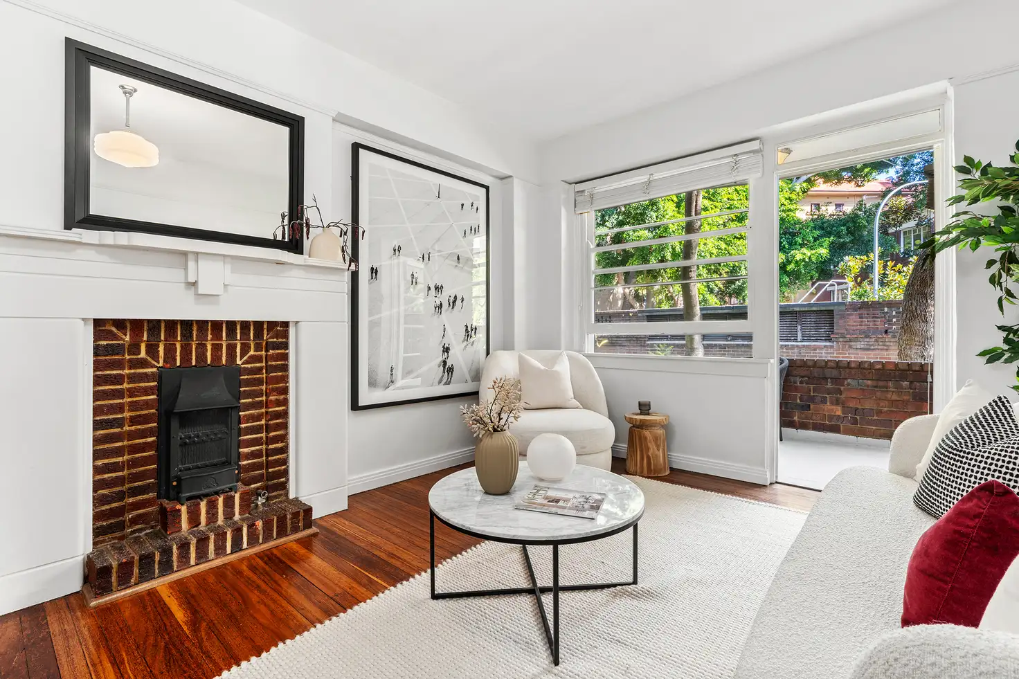 Main view of Homely apartment listing, 22/6-8 Ithaca Road, Elizabeth Bay NSW 2011