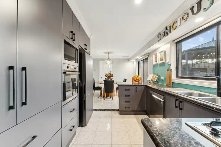 Fifth view of Homely house listing, 3 Kenswick Drive, Hillside VIC 3037