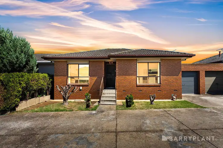 2/33 Adelaide Street, St Albans VIC 3021