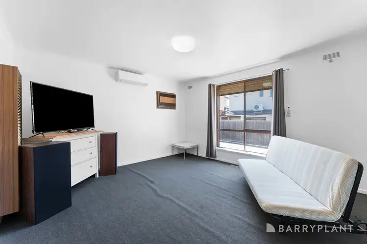 Fifth view of Homely unit listing, 2/33 Adelaide Street, St Albans VIC 3021