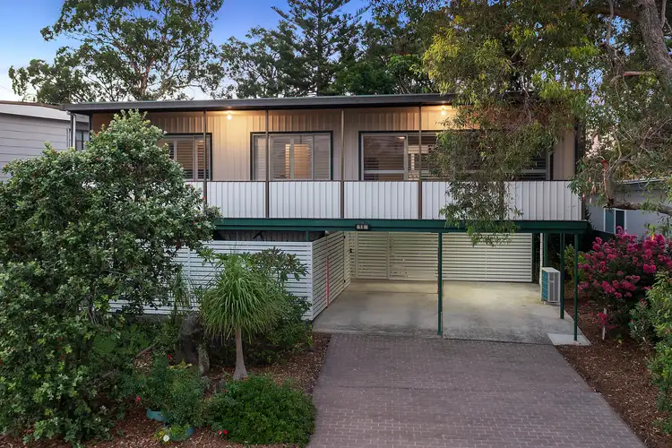15 Bambara Avenue, Summerland Point NSW 2259