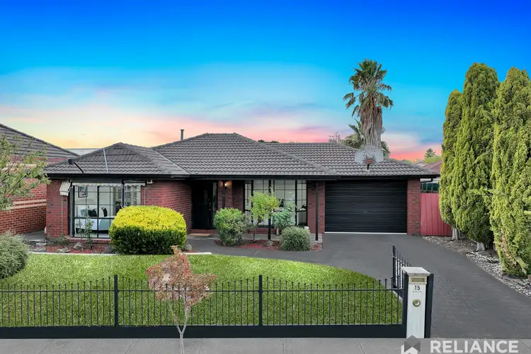 15 Mirambeek Road