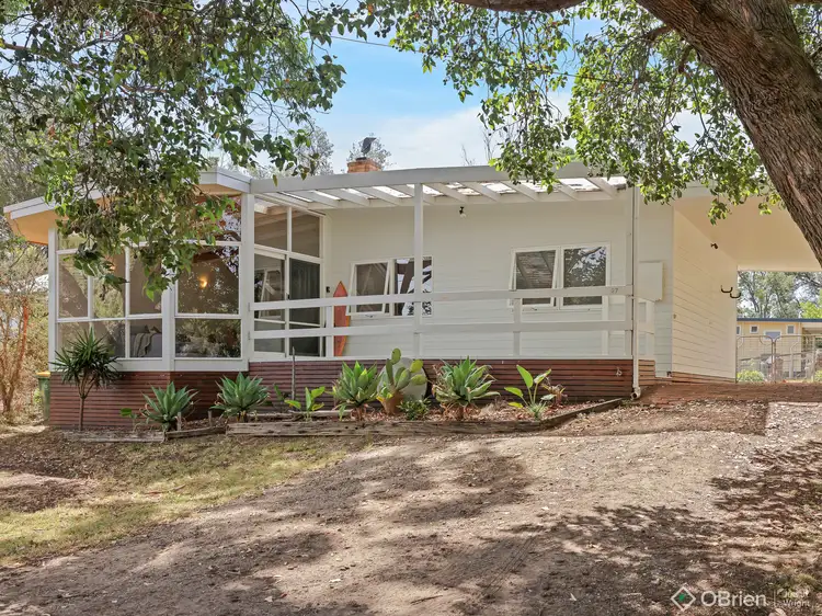 27 Honeysuckle Grove
