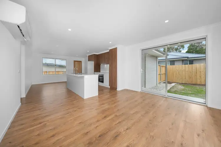 Sixth view of Homely unit listing, 1/5 Lowmore Avenue, Rokeby TAS 7019