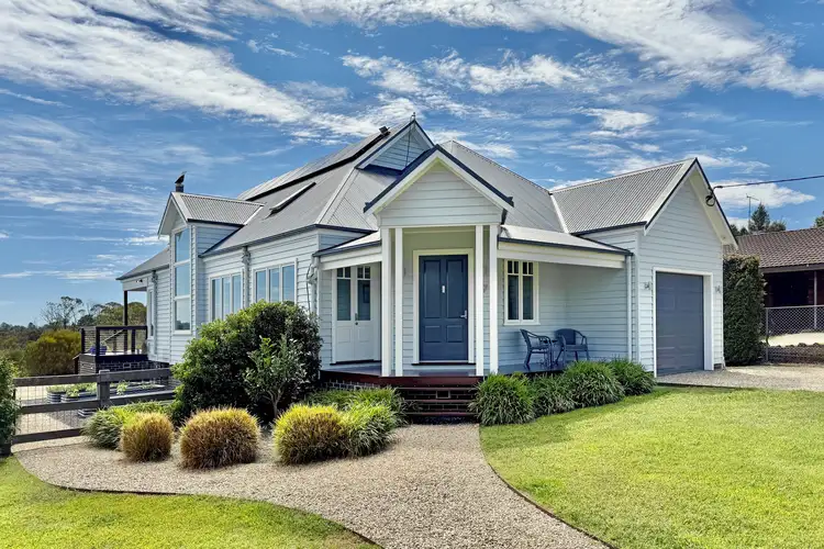 7 Hordern Road, Wentworth Falls NSW 2782