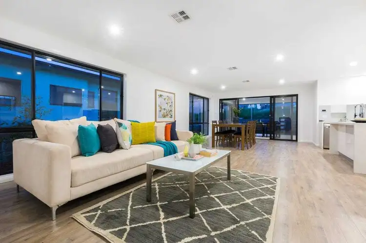 Sixth view of Homely house listing, 8 Dorrie Crescent, Moncrieff ACT 2914