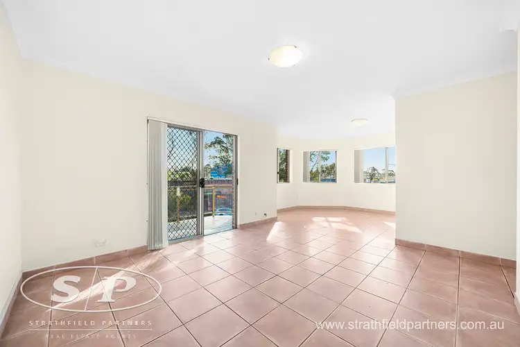 Second view of Homely unit listing, 3/118 Stapleton Street, Pendle Hill NSW 2145
