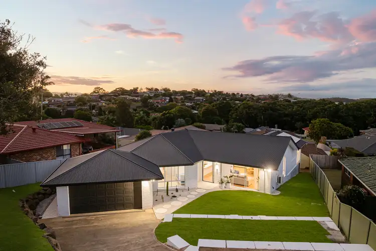 20 Manuka Road, Banora Point NSW 2486