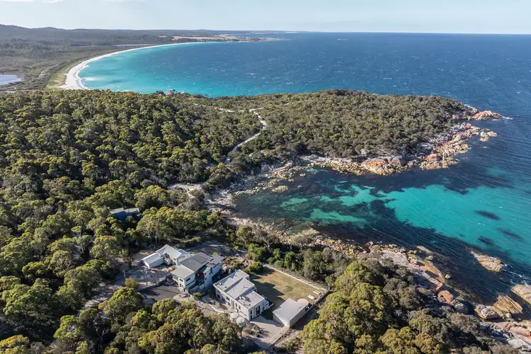 18 Seaton Cove Road, Binalong Bay TAS 7216