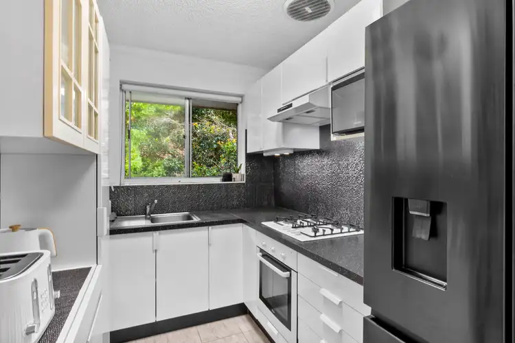 Sixth view of Homely unit listing, 7/7 Clarence Avenue, Dee Why NSW 2099